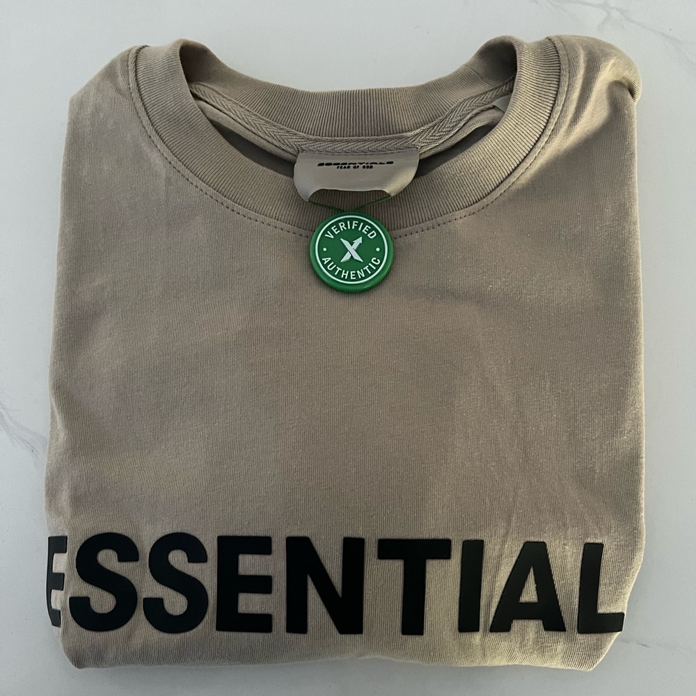 ESSENTIAL brand T-shirt authentic designer tan brown men’s boys new! POPULAR!!!